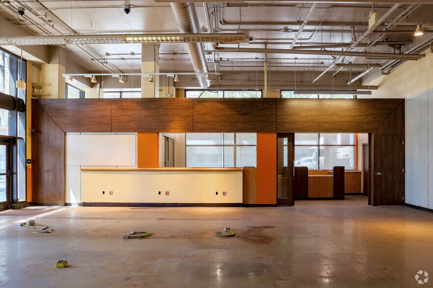 More Photos Of 100 S 2nd St, San Jose Supermarket For Lease