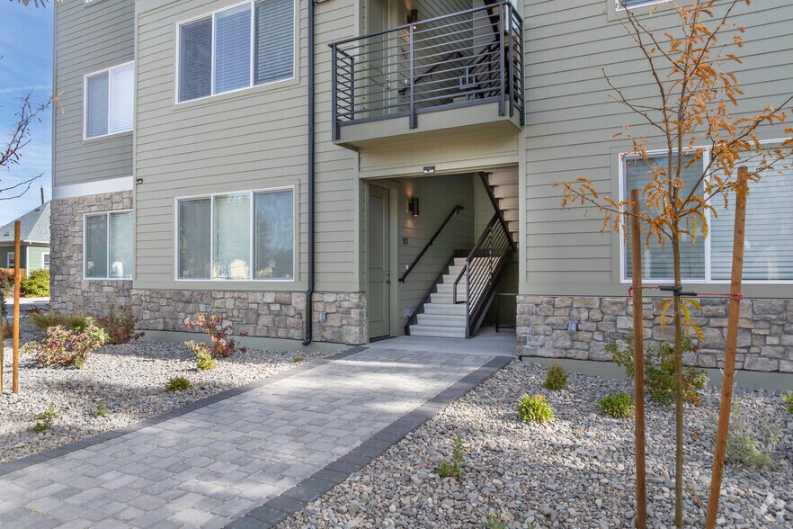 More Photos Of 542 7th St, Sparks Apartments For Sale