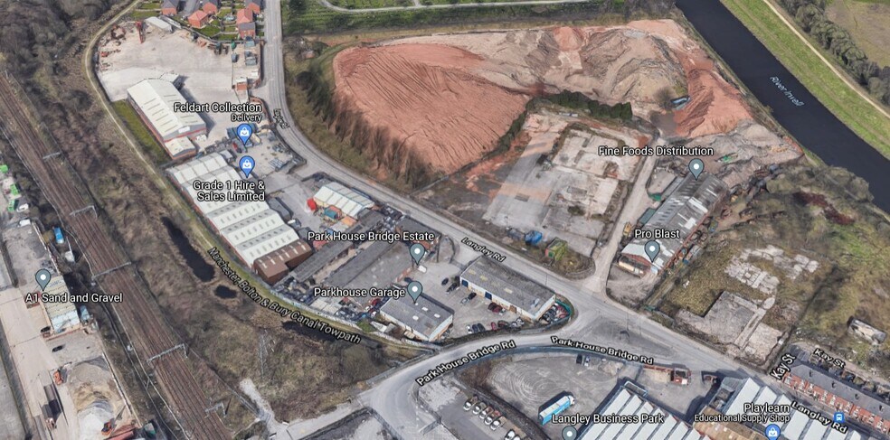 More Photos Of 68 Langley Rd, Salford Warehouse For Lease