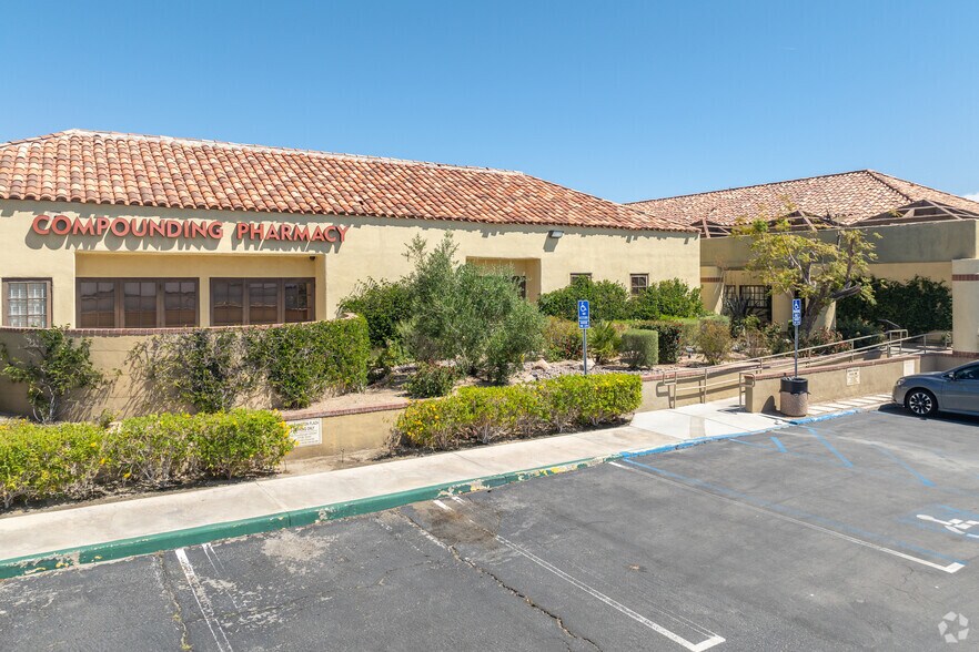 More Photos Of 43875 Washington St, Palm Desert Medical For Lease
