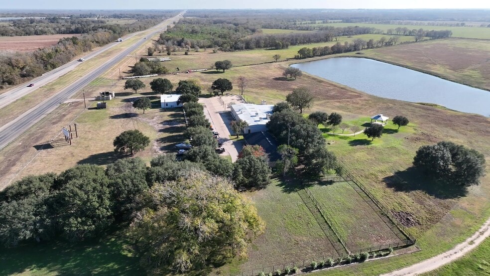 More Photos Of 10919 Highway 36, Bellville Restaurant For Sale