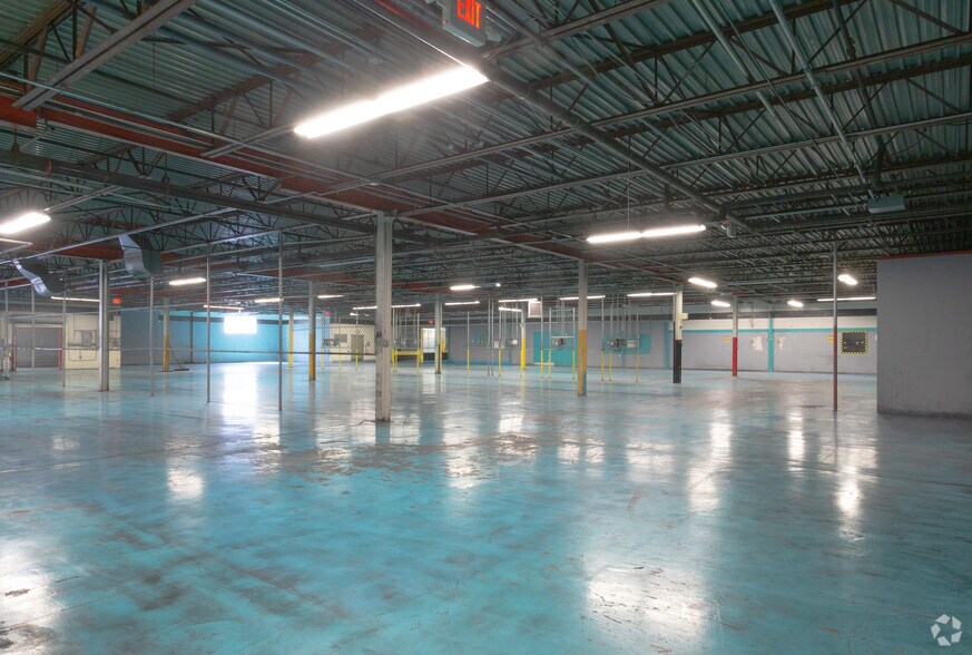 More Photos Of 1 Walnut St, Perth Amboy Warehouse For Sale