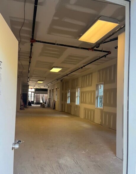 More Photos Of 3733 Lancaster Ave, Philadelphia Restaurant For Lease