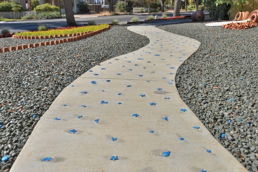 More Photos Of 251 Middlefield Rd, Palo Alto Apartments For Sale