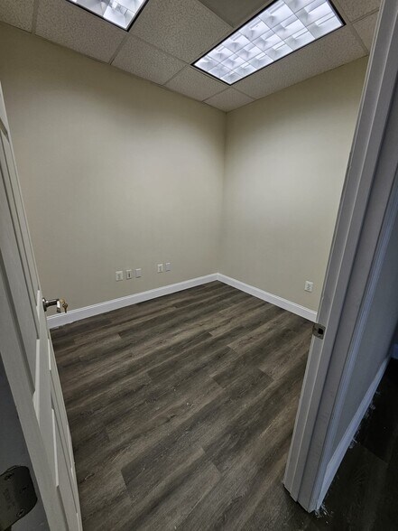 More Photos Of 9161 Liberia Ave, Manassas Medical For Lease