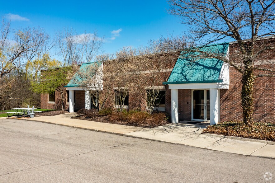 More Photos Of 3923 Ranchero Dr, Ann Arbor Unknown For Lease