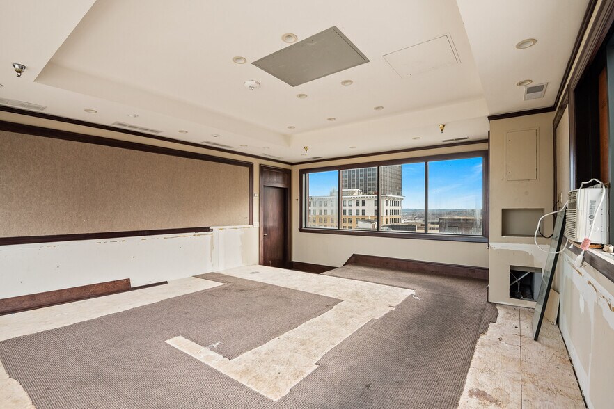 More Photos Of 6 W 5th St W, Saint Paul Office For Sale