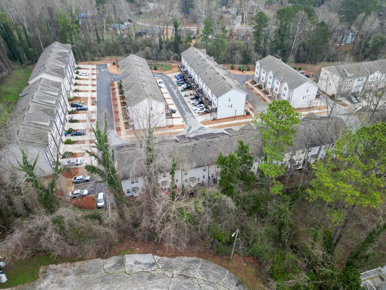 More Photos Of 2766 White Oak Dr, Decatur Religious Facility For Sale