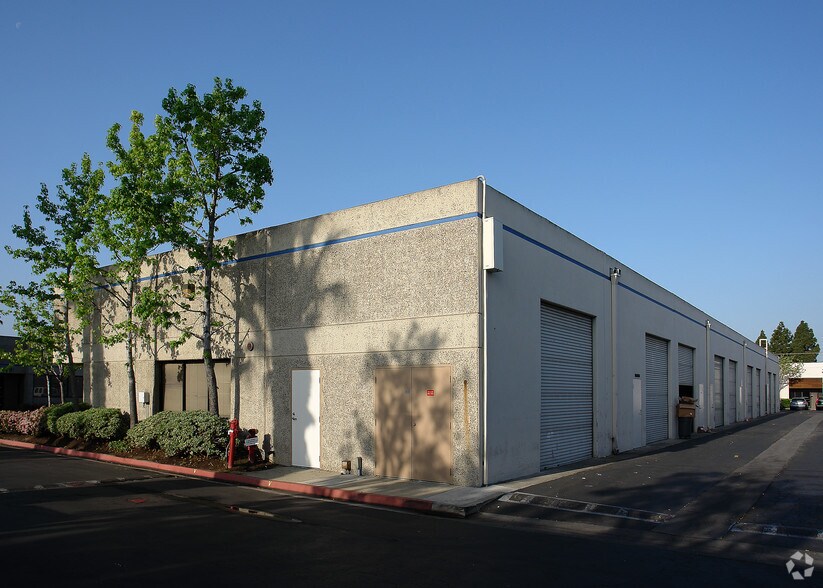 More Photos Of 17150 Newhope St, Fountain Valley Unknown For Sale