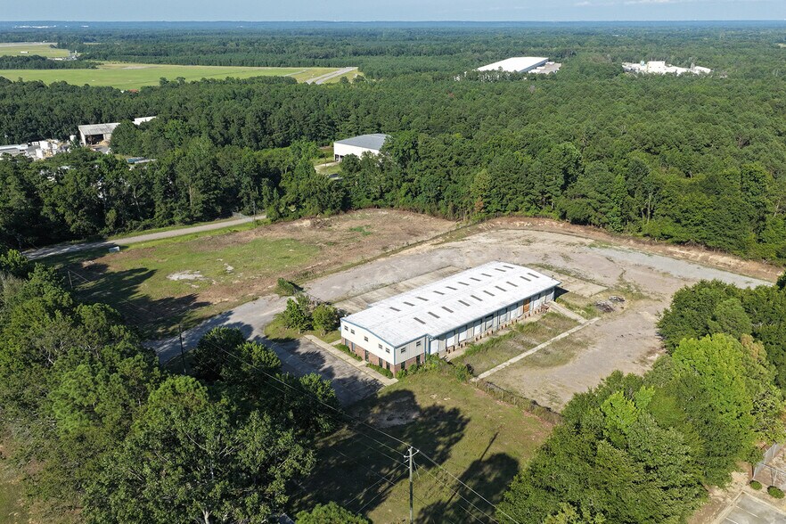 More Photos Of 3956 Goshen Industrial Blvd, Augusta Warehouse For Sale
