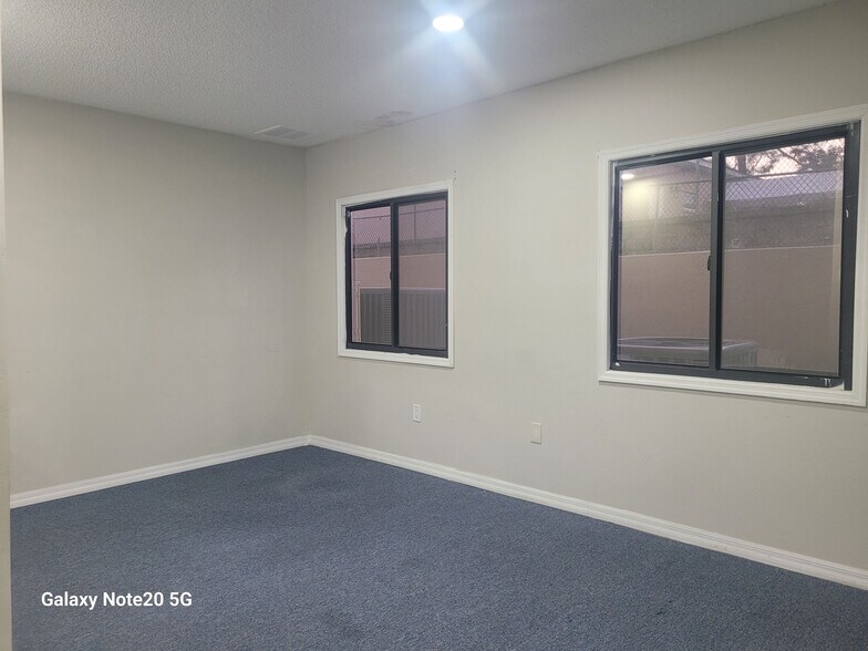 More Photos Of 5331 Commercial Way, Spring Hill Medical For Lease
