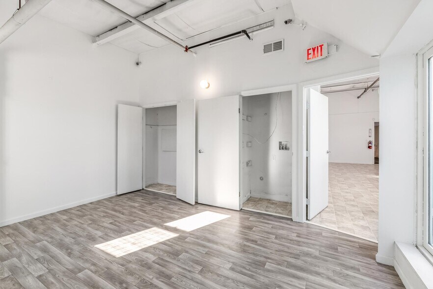 More Photos Of 2250 Jerrold Ave, San Francisco Warehouse For Sale