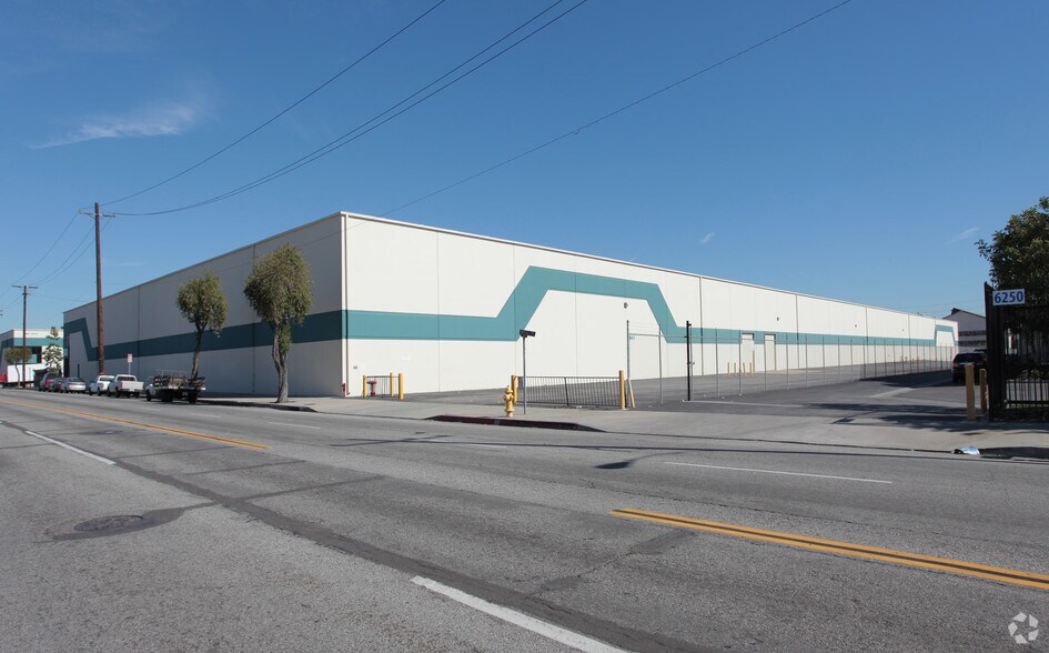 More Photos Of 6152-6172 Boyle Ave, Vernon Unknown For Lease