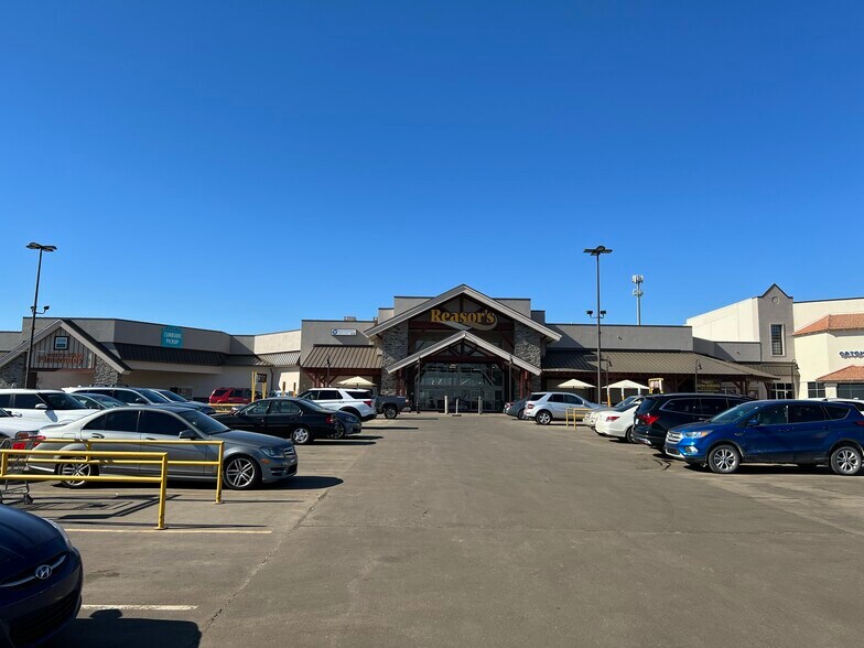 Primary Photo Of 7104-7122 S Sheridan Rd, Tulsa Unknown For Lease