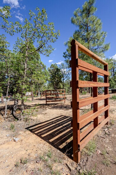 More Photos Of 6385 W White Mountain Blvd, Lakeside Lodge Meeting Hall For Sale