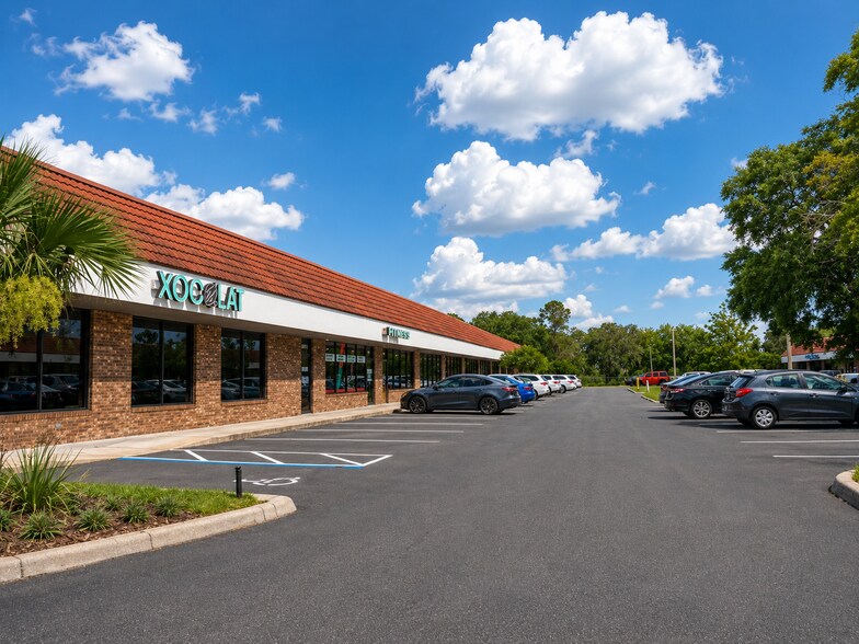 Primary Photo Of 6972 Aloma Ave, Winter Park Medical For Sale