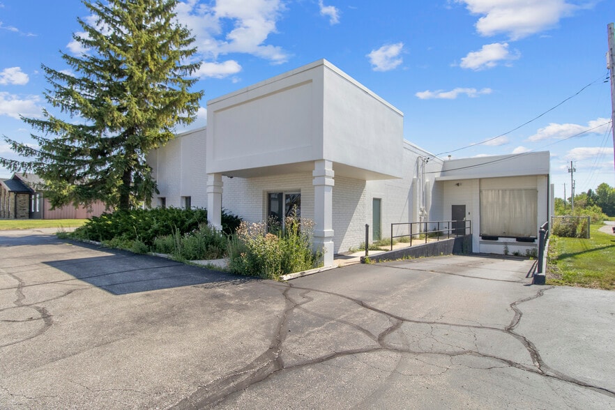 More Photos Of 2845 Tobey Dr, Indianapolis Flex For Lease