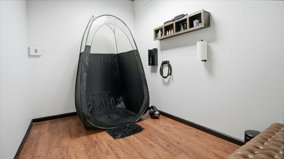 More Photos Of 648 Route 25a, Rocky Point Medical For Lease