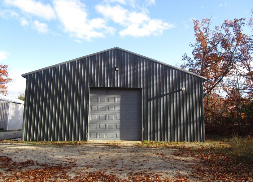 More Photos Of 6300 S Straits Hwy, Indian River Warehouse For Sale