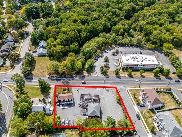 More Photos Of 1894 & 1900 Oak Tree Rd, Edison Restaurant For Sale