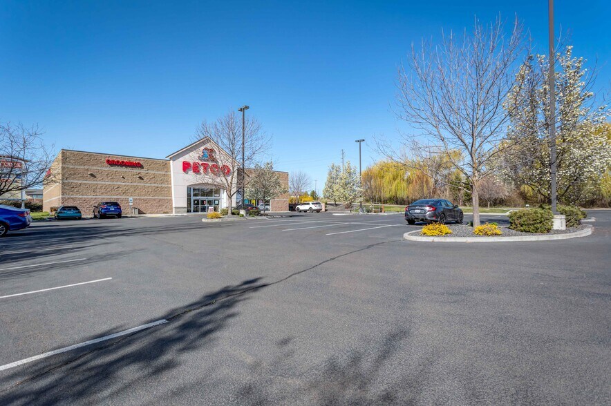 More Photos Of 1725 Twin Creek Ln, Walla Walla Freestanding For Lease