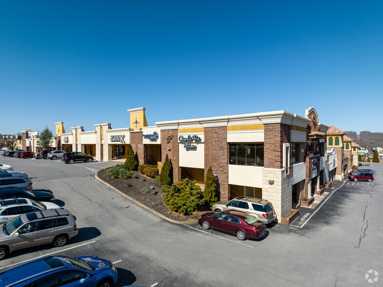 More Photos Of 100-172 W Springbrook Dr, Johnson City Unknown For Lease