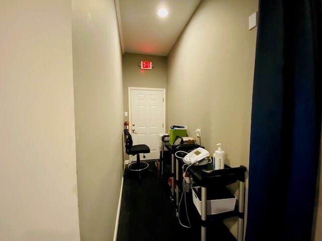 More Photos Of 1552 Natchez Dr, Festus Medical For Lease