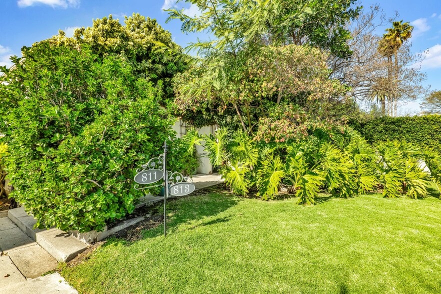 More Photos Of 811 N Citrus Ave, Los Angeles Multifamily For Sale