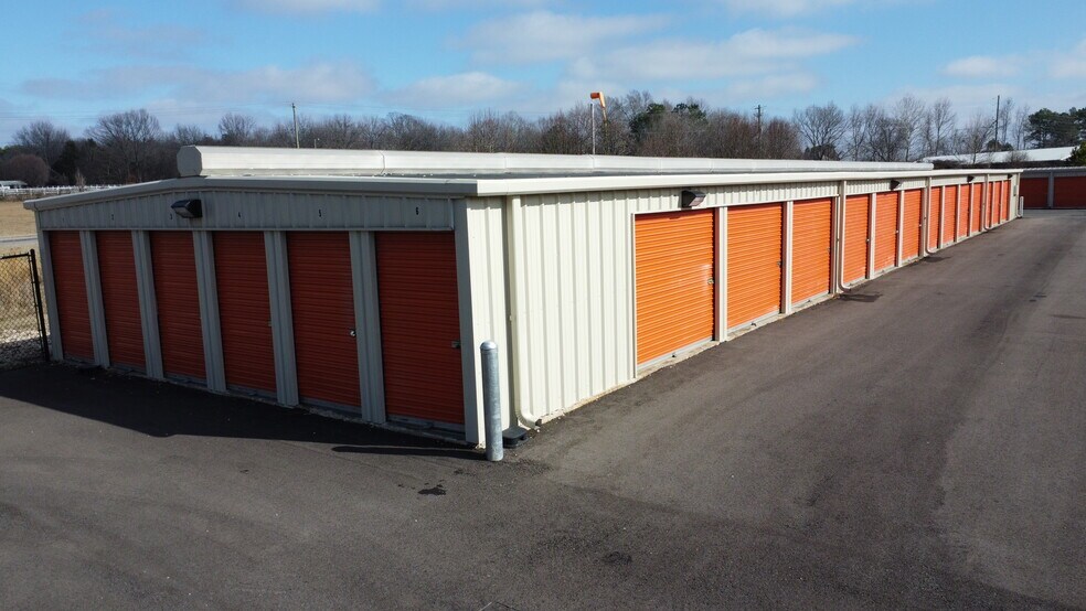 More Photos Of 1930 US Highway 45 Byp S, Trenton Self Storage For Sale
