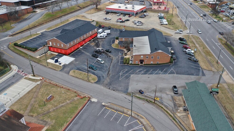 More Photos Of 1150 Dearing St, Athens Office For Lease