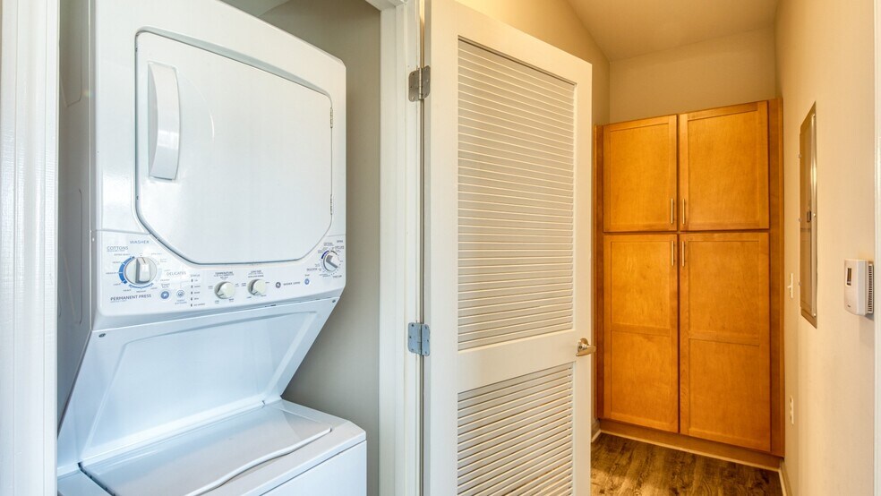 More Photos Of 3201 Washington Ave, Newport News Apartments For Lease