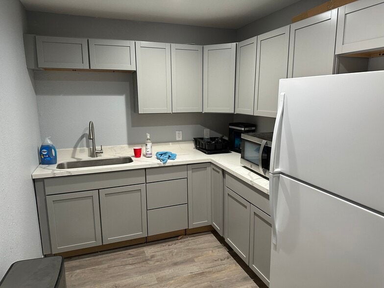 More Photos Of 18404 Fm 2920 Rd, Tomball Office For Sale