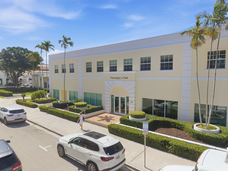 More Photos Of 220 Sunrise Ave, Palm Beach Office For Lease