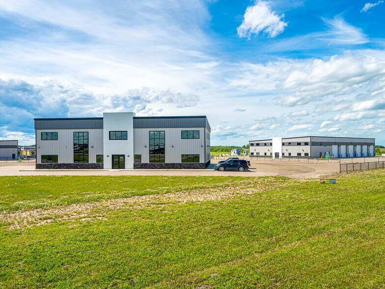 More Photos Of 88 Auto rd, Lloydminster Office For Lease