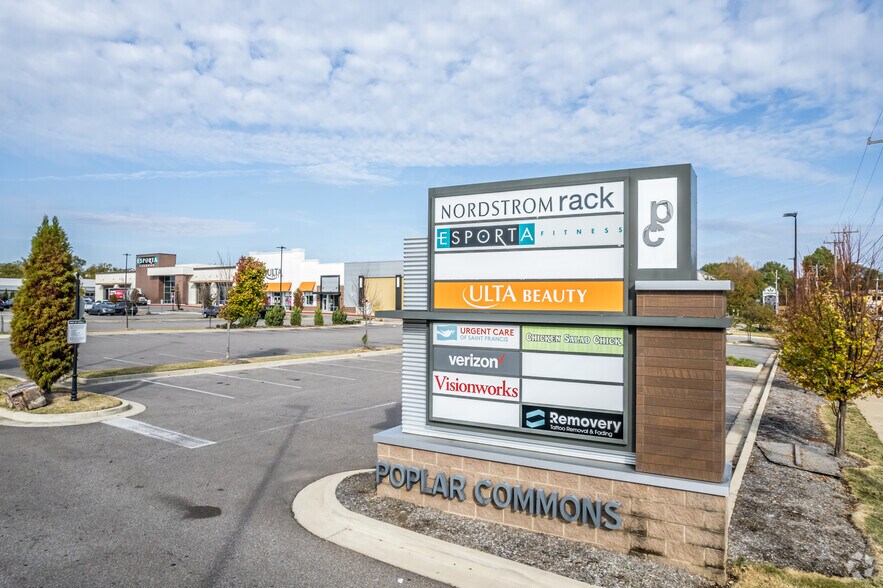 More Photos Of 4572 Poplar Ave, Memphis General Retail For Lease