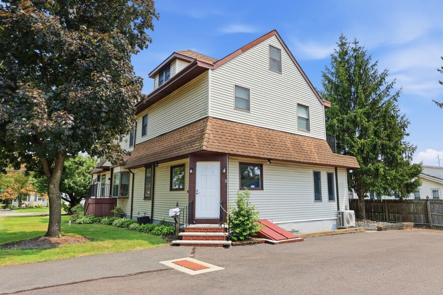 More Photos Of 168 White Horse Ave, Hamilton Office For Sale