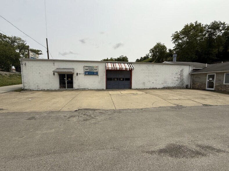 Primary Photo Of 403 Charles St, Sistersville Warehouse For Sale