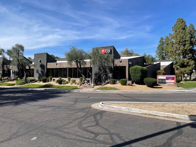 More Photos Of 4144 N 44th St, Phoenix Office For Lease