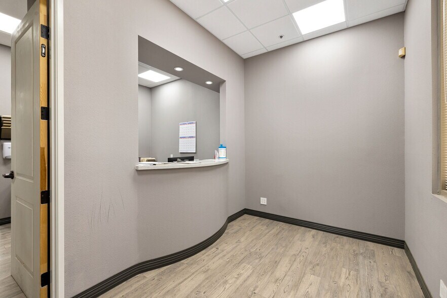 More Photos Of 81715 Doctor Carreon Blvd, Indio Medical For Sale