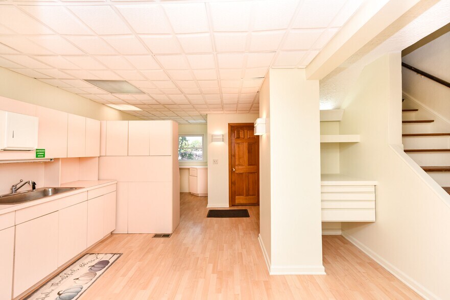 More Photos Of 128 Empire Blvd, Rochester Office Residential For Sale