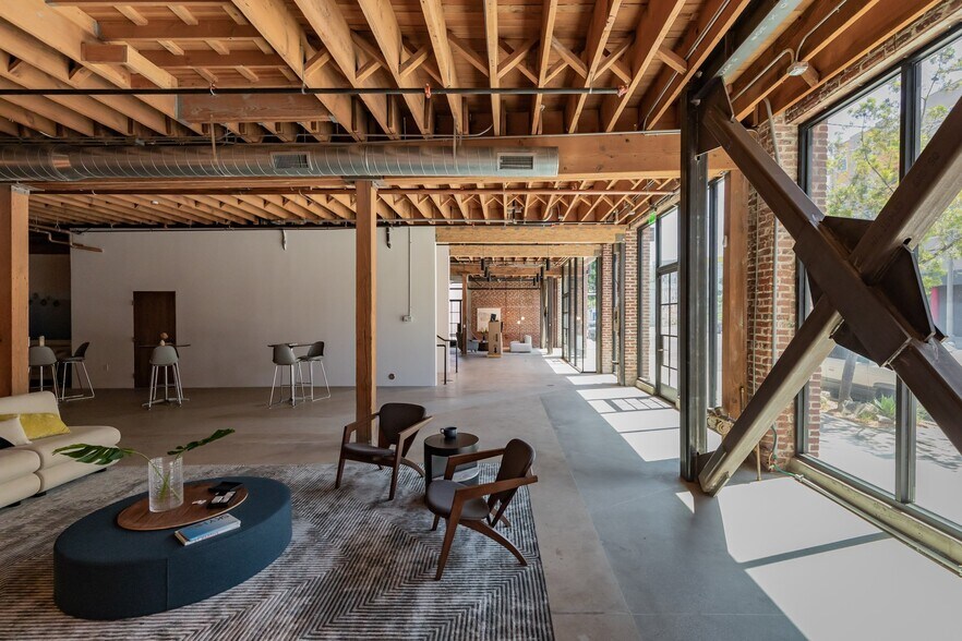 More Photos Of 158-160 Glendale Blvd, Los Angeles Loft Creative Space For Lease