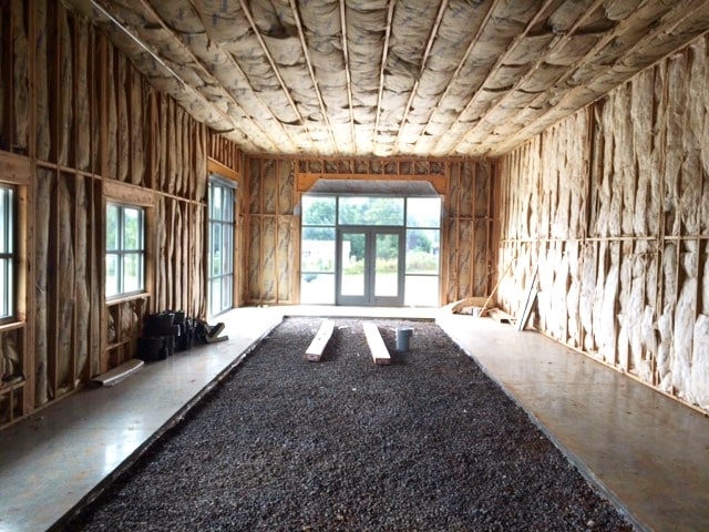 More Photos Of 2231-2233 Stokes Rd, Clarksville Storefront Retail Office For Lease