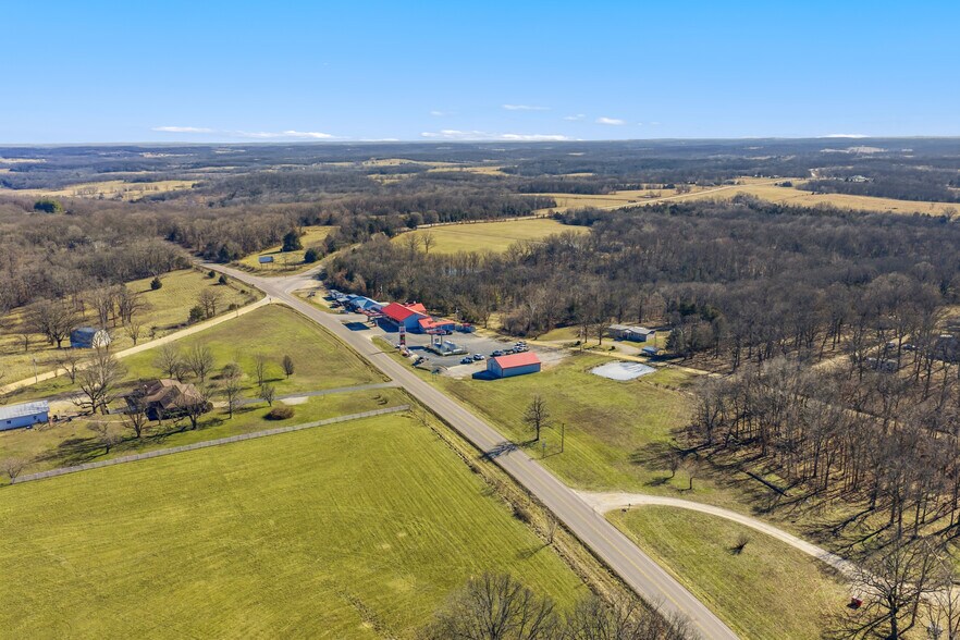 More Photos Of 7 Honey Springs Loop, Brumley Service Station For Sale