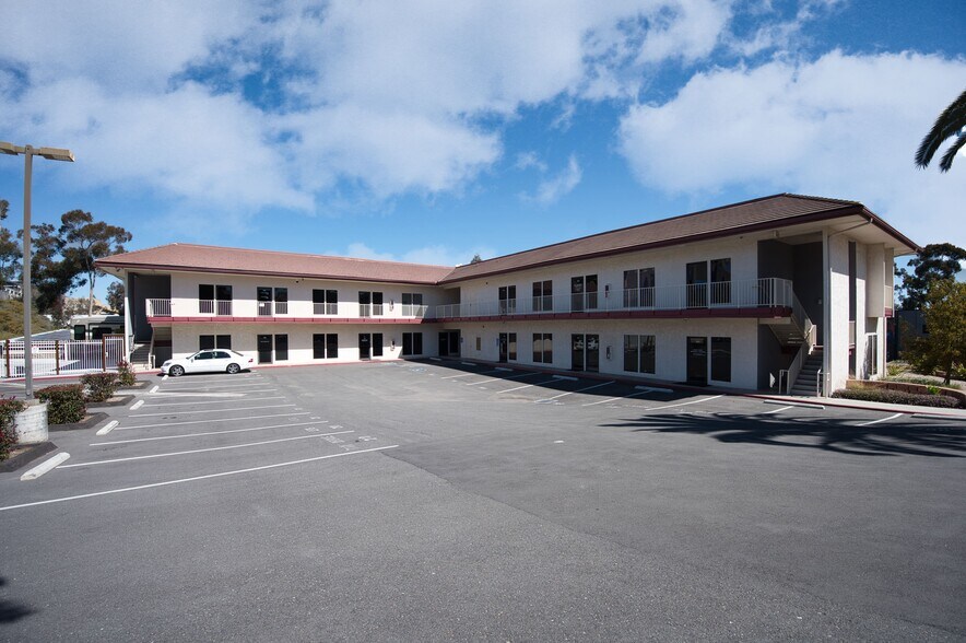 More Photos Of 5402 Ruffin Rd, San Diego Office For Lease