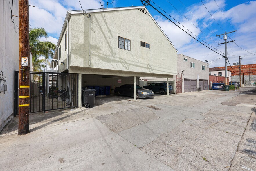 More Photos Of 4655 33rd St, San Diego Apartments For Sale
