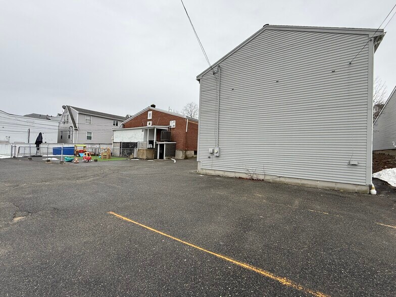 More Photos Of 120 W Boylston St, Worcester Freestanding For Sale