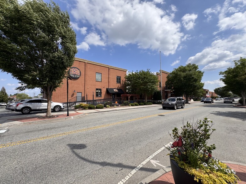 Primary Photo Of , Kernersville General Retail For Sale