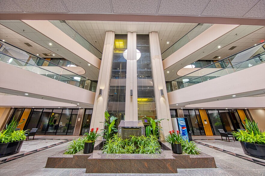 More Photos Of 1300 N Sam Houston Pky E, Houston Office Residential For Lease