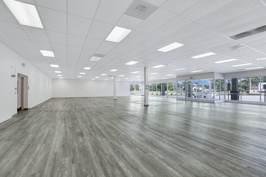 More Photos Of 1053 Harrisburg Pike, Carlisle General Retail For Lease