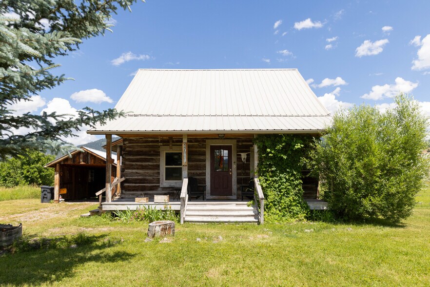 More Photos Of 17000 Beckwith Street, Frenchtown Land For Sale